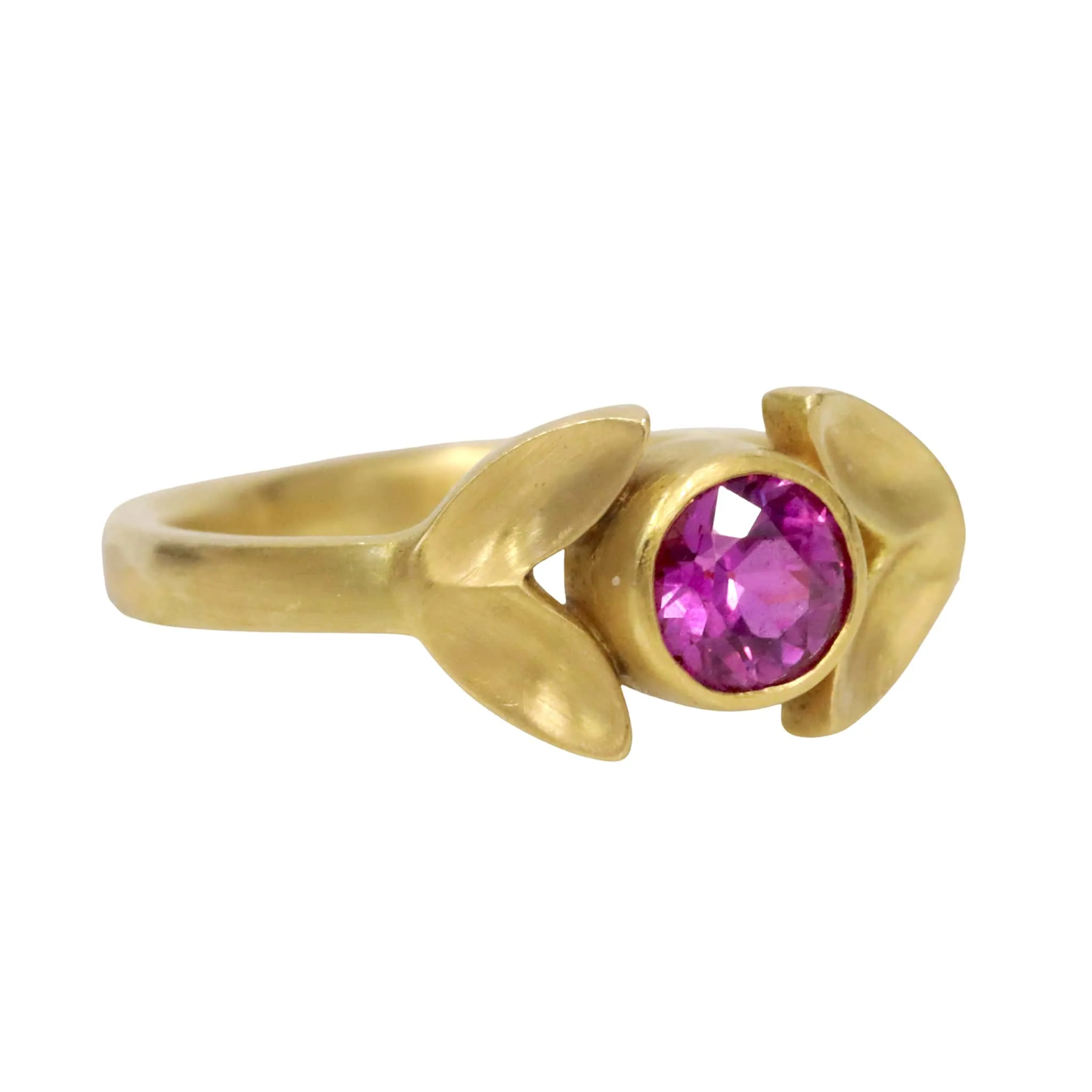 20K Gold Laurel Ring Bezel-Set Pink Sapphire Center