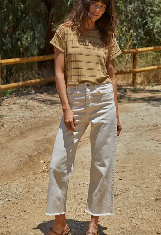 Short Sleeve Ribbed Top in Camel Black