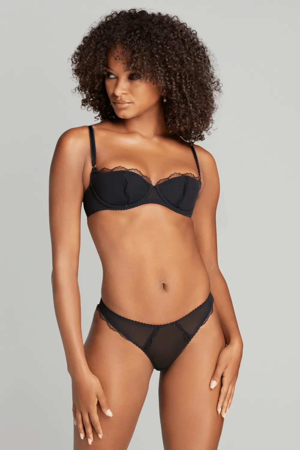 Size 5 Sara brief