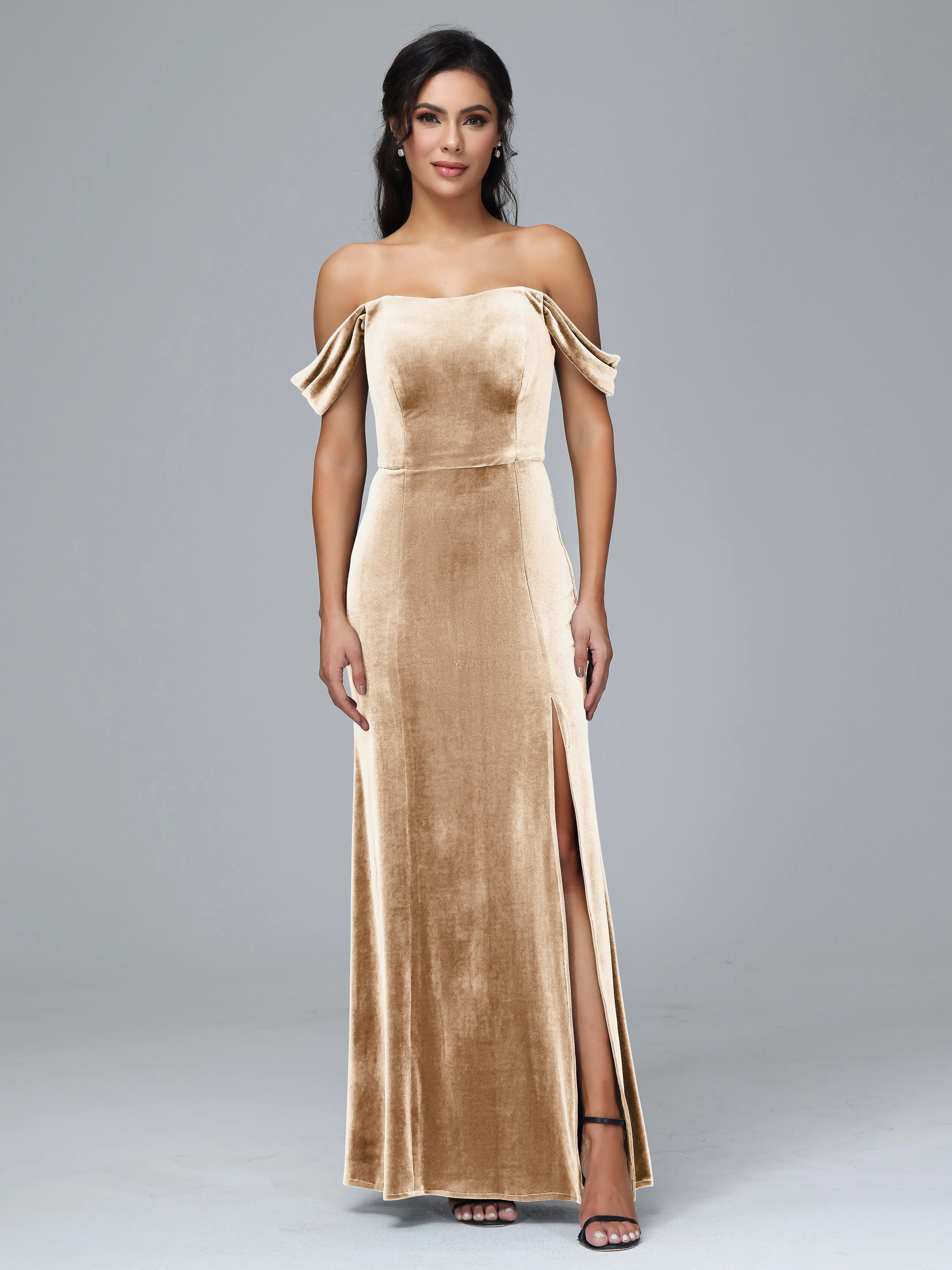 Grande Taille Honorary Bridesmaid Velvet Open Arm Shoulderless Gown