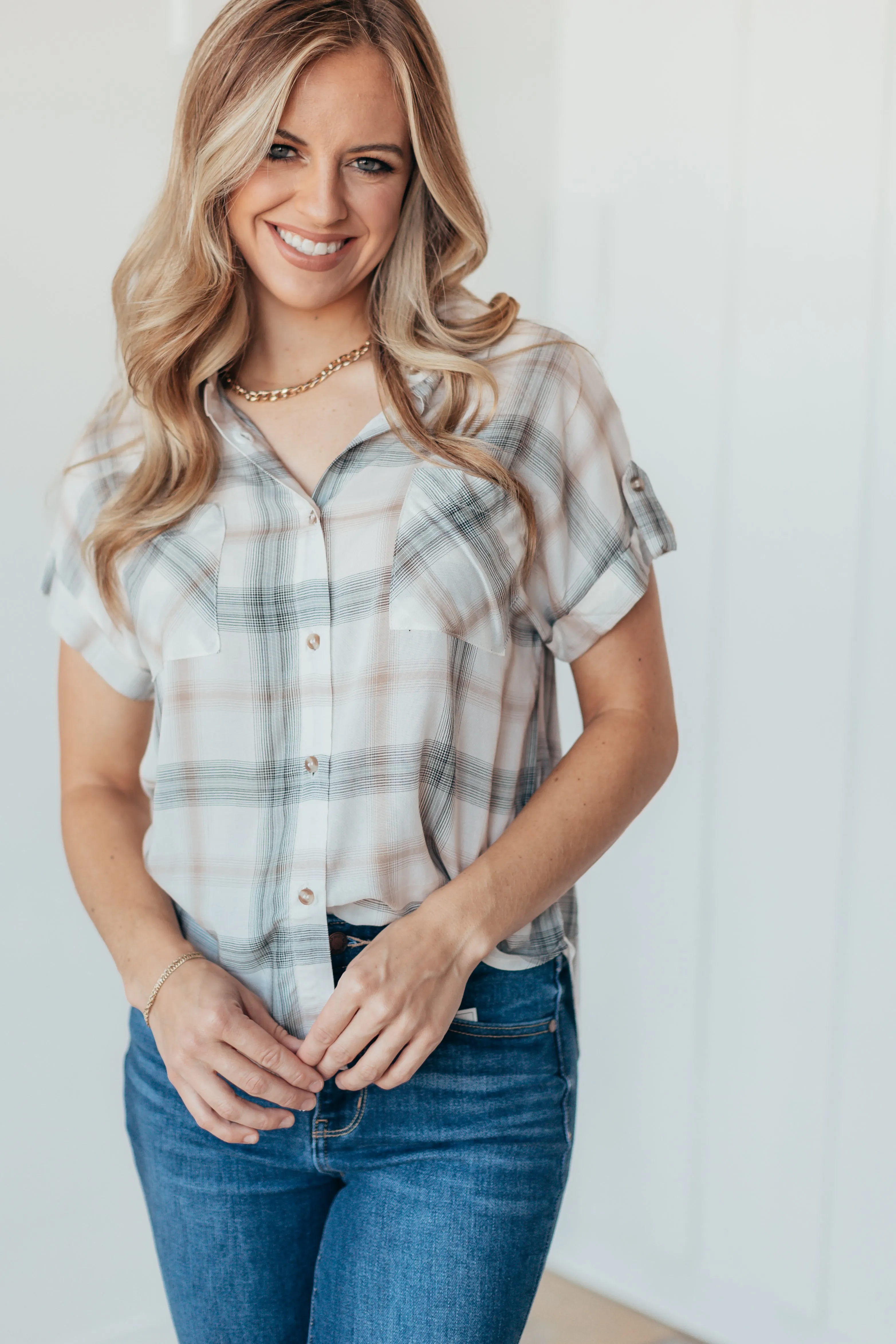 Woven Plaid Short Sleeve Top