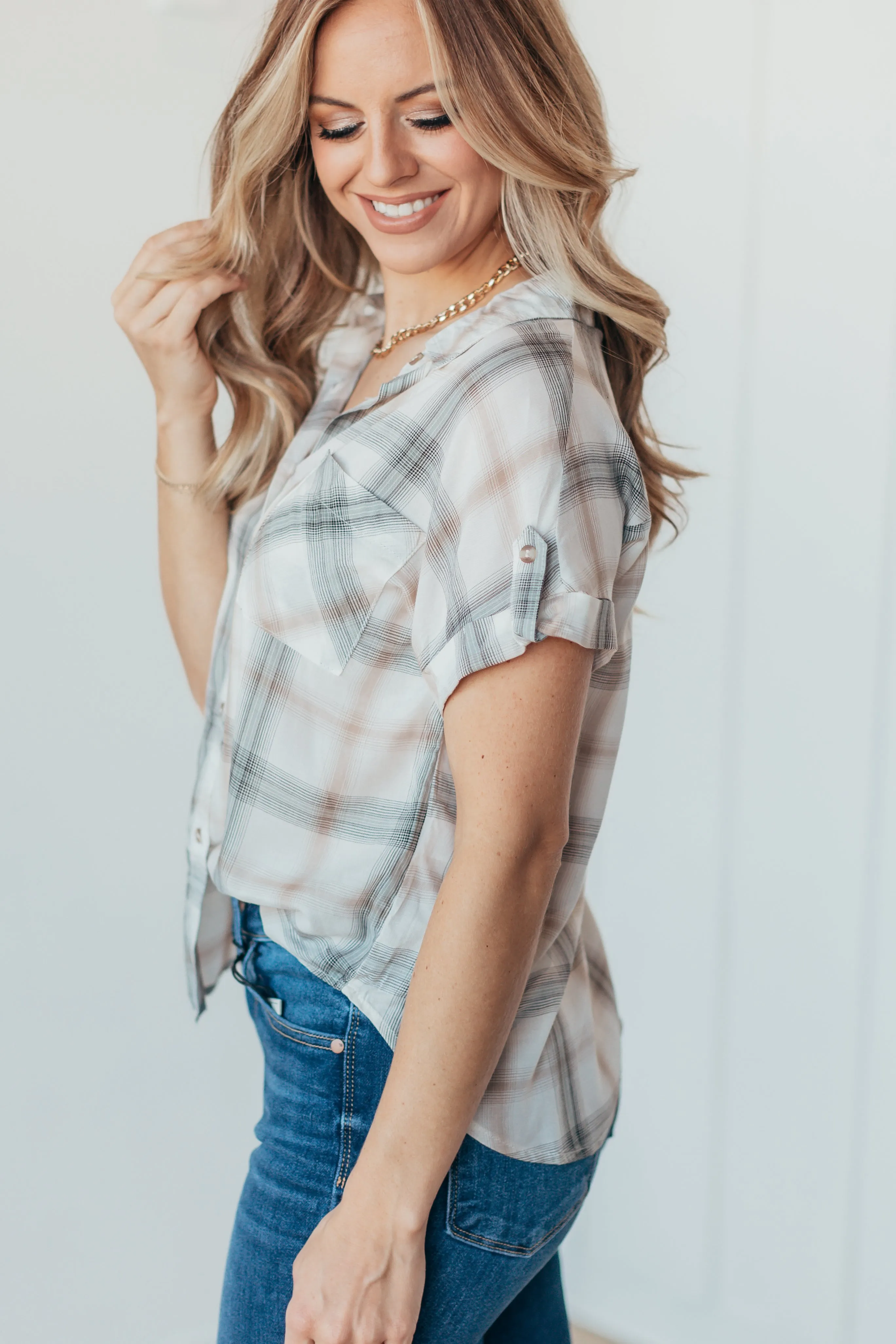 Woven Plaid Short Sleeve Top