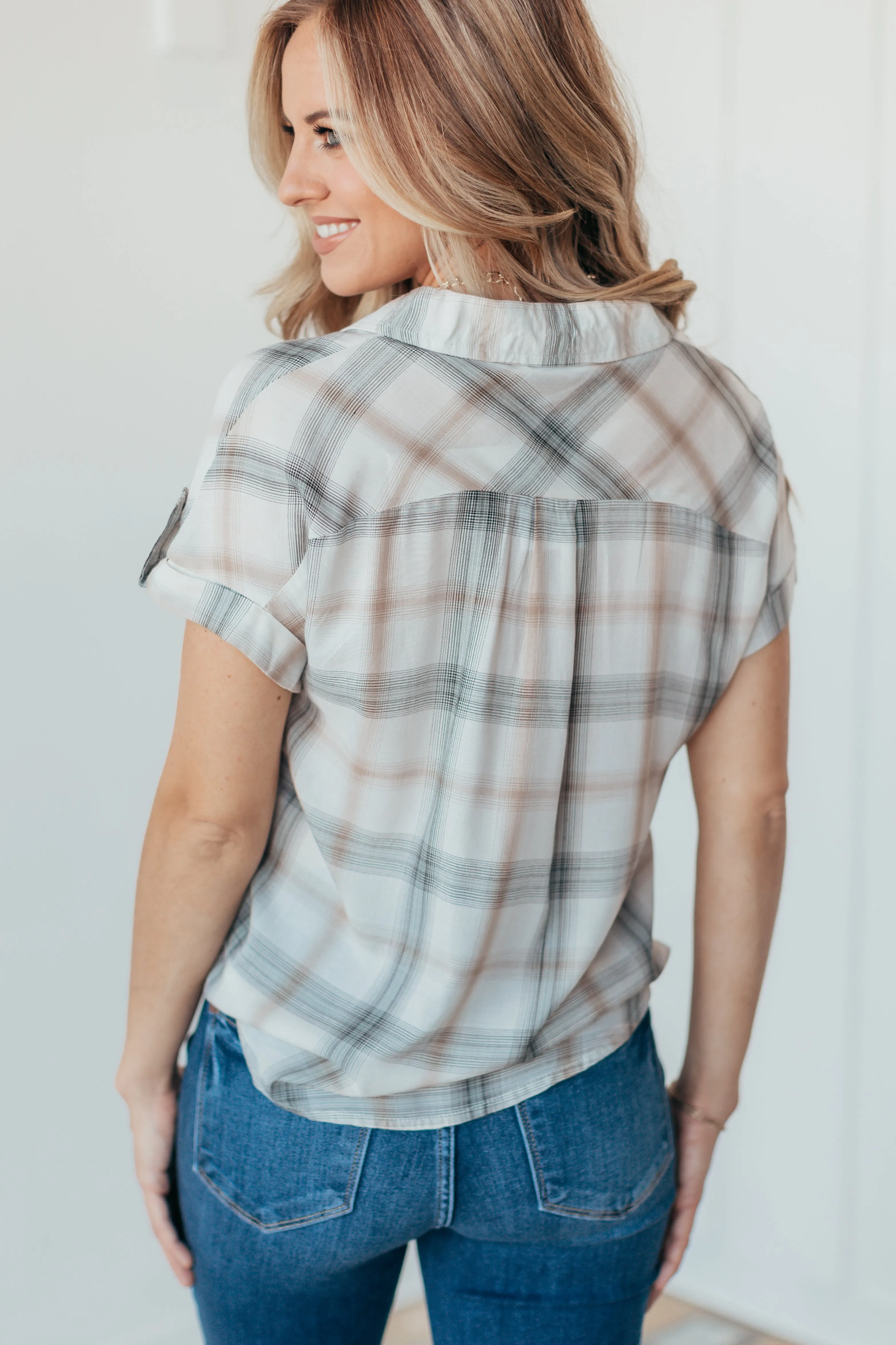 Woven Plaid Short Sleeve Top