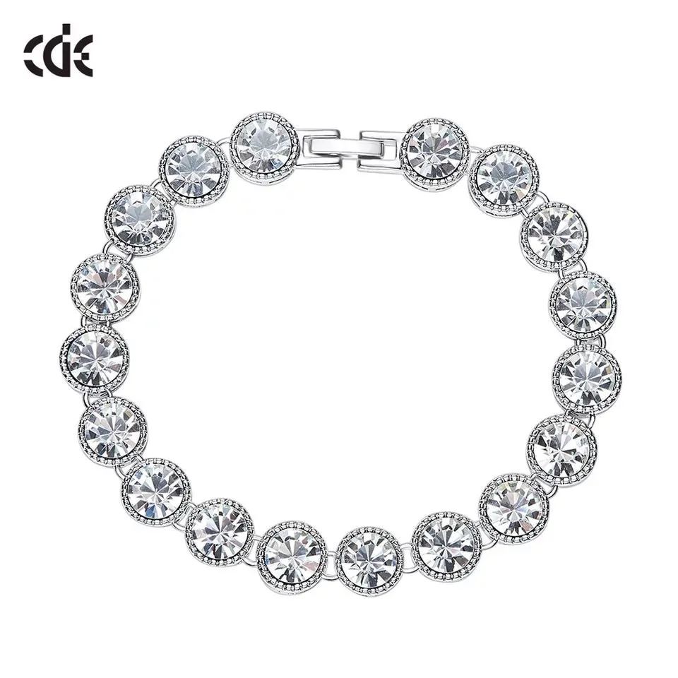 Rounded Crystals Bracelet