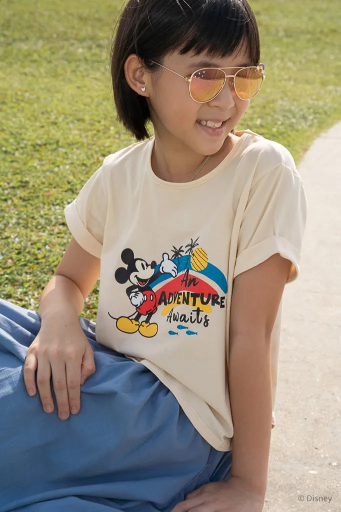 Slouchy Tee - An Adventure Awaits