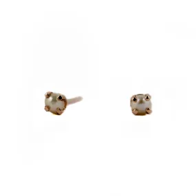 Delicate Pearl Rose Gold Stud Earring