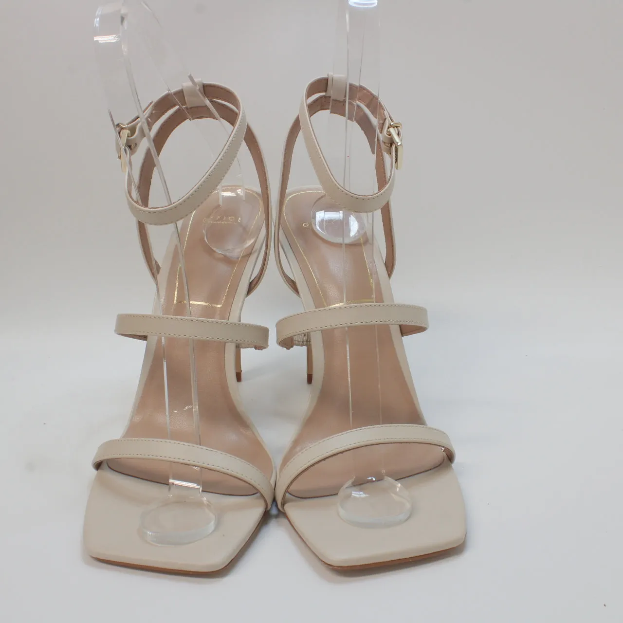 Women's Off White Leather Office Hummingbird Sandals